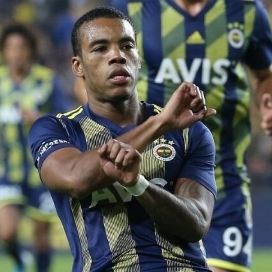 Al Ittihad: Garry Rodrigues’ten vazgeçmedik