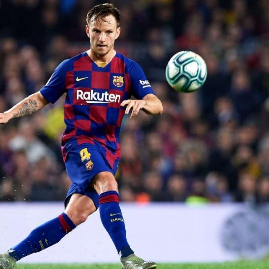 Ivan Rakitic: Futbol oynama riskini almak istiyorum