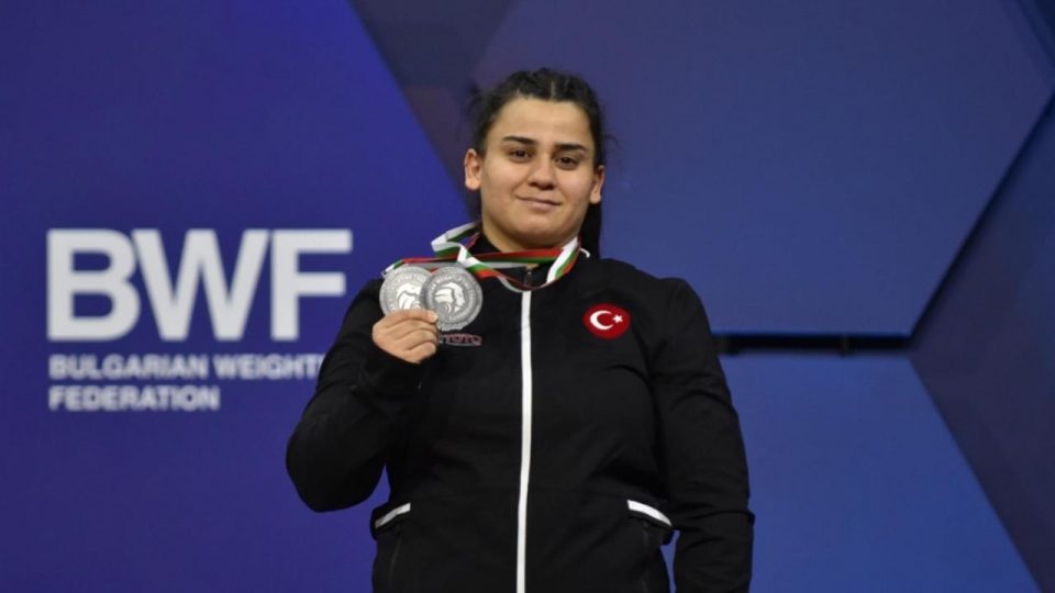 Dilara Narin’den 2 bronz madalya